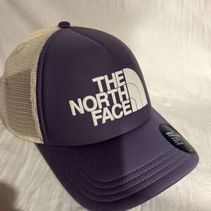 THE NORTH FACE Logo Trucker Mens Cap
